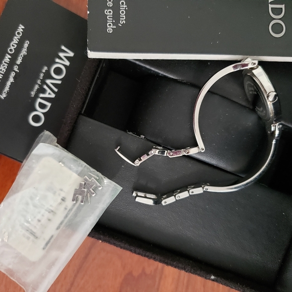 Movado Pink Face Bangle Watch 0605284 - Picture 4 of 10